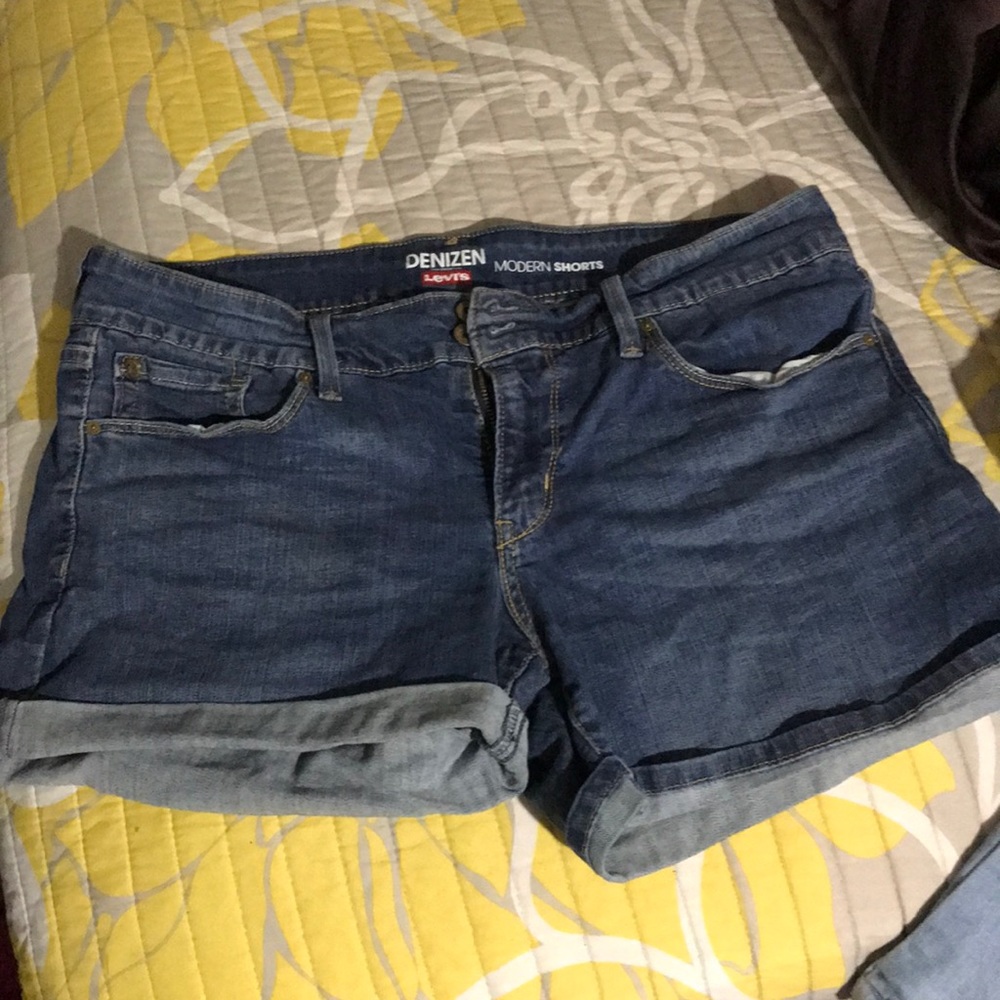 Levi’s Denizen Denim Shorts